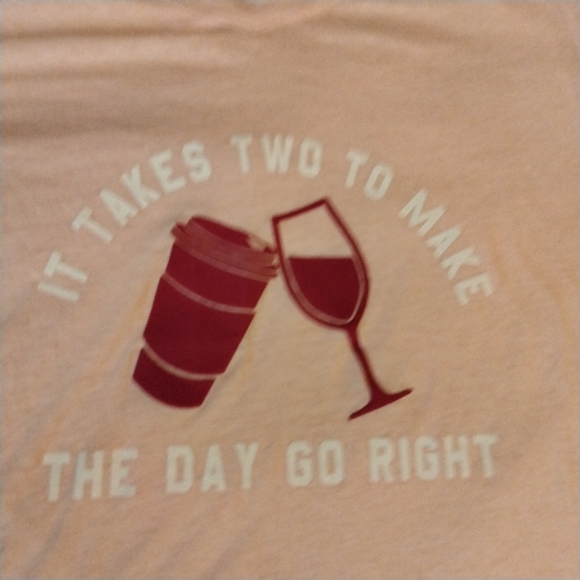 Fifth Sun Women's It Takes Two To Make The Day Go Right T-shirt Lg - Picture 2 of 8